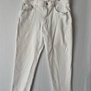 GAP Girlfriend Mid Rise White Denim Size 12